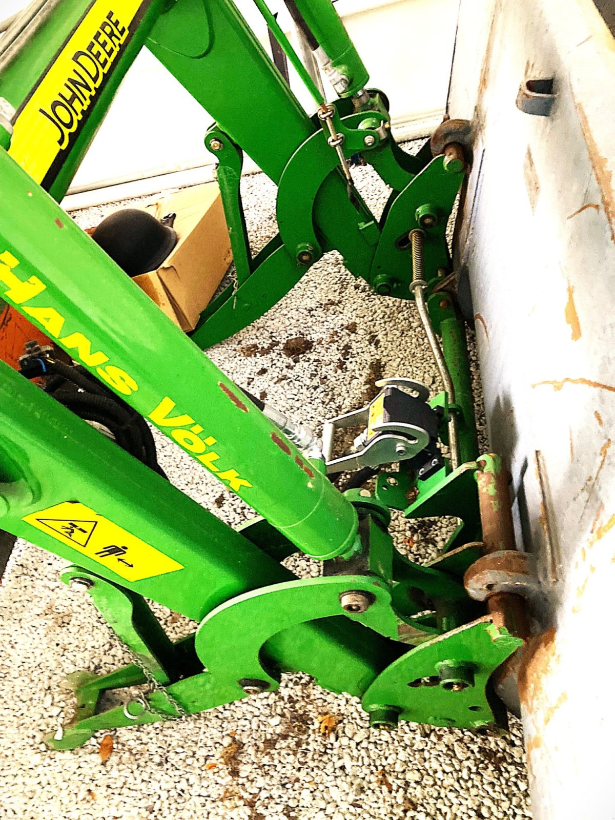 Frontlader des Typs John Deere 533 FRONTLADER, Gebrauchtmaschine in Murnau (Bild 5)