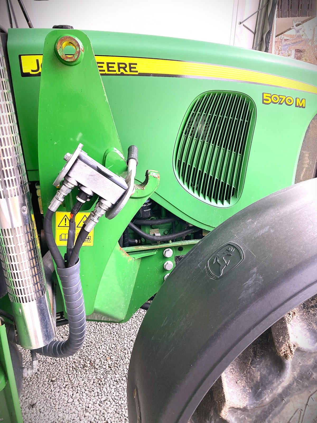 Frontlader des Typs John Deere 533 FRONTLADER, Gebrauchtmaschine in Murnau (Bild 8)