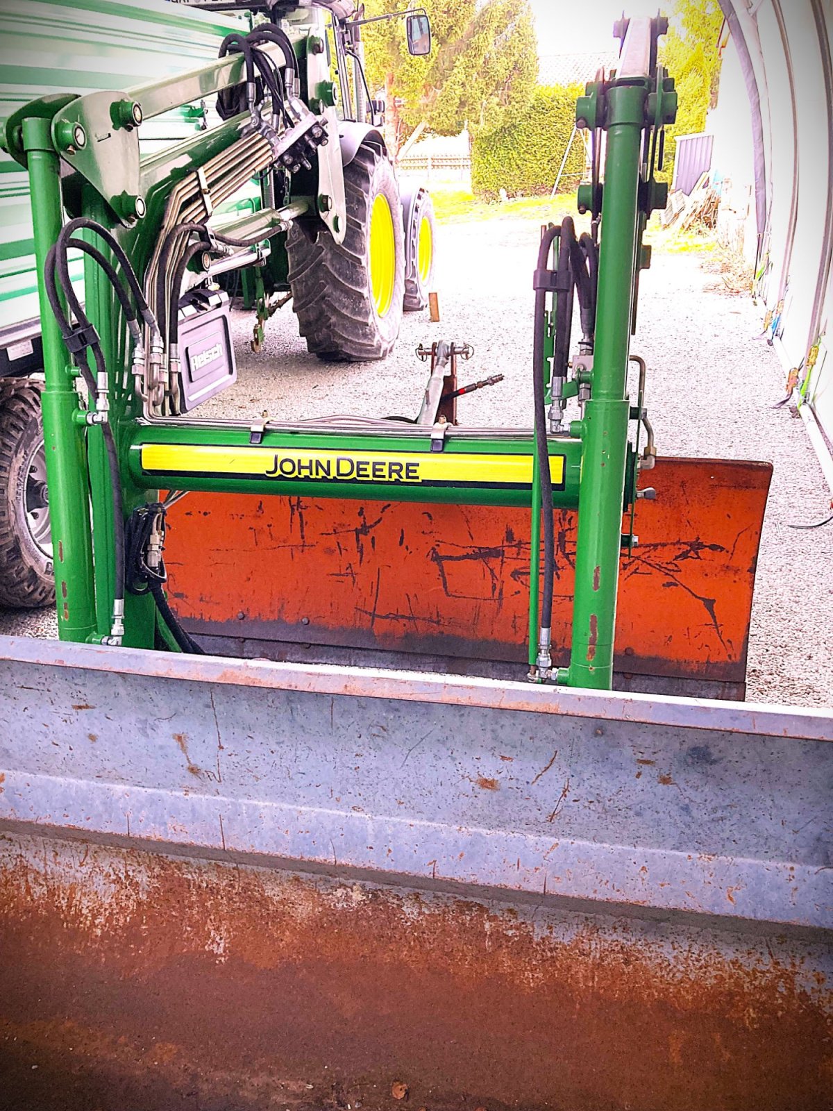 Frontlader des Typs John Deere 533 FRONTLADER, Gebrauchtmaschine in Murnau (Bild 11)