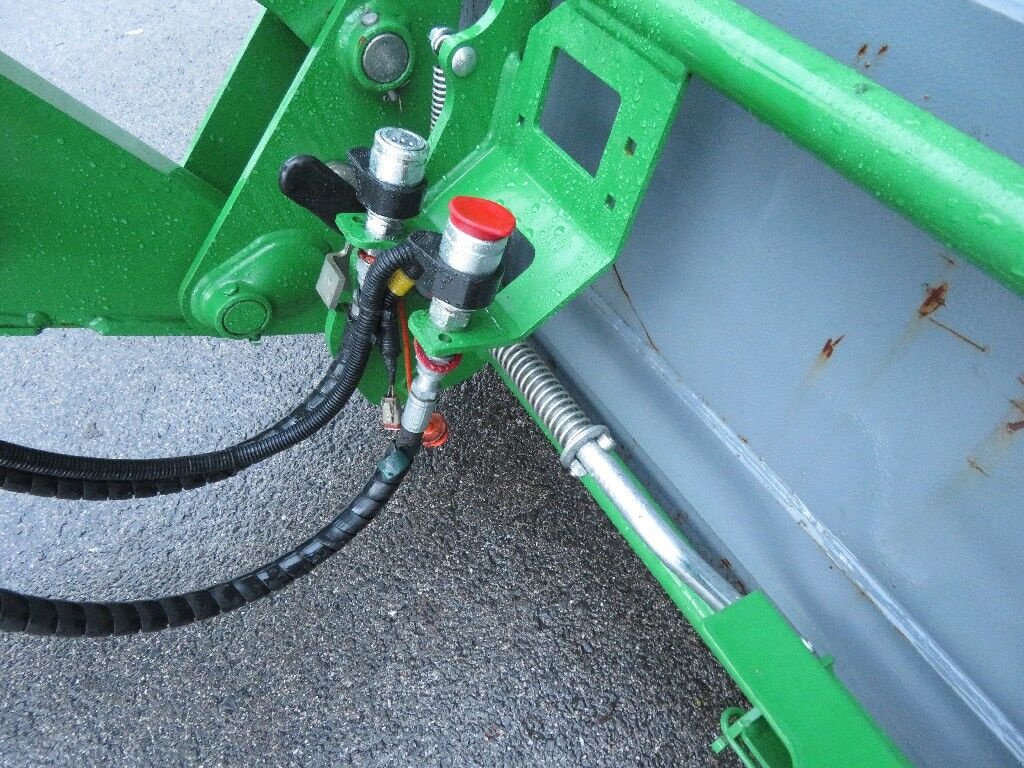 Frontlader от тип John Deere 643R, Neumaschine в Redlham (Снимка 12)