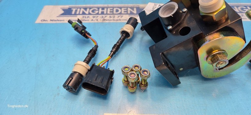 Frontlader of the type John Deere 751, Gebrauchtmaschine in Hemmet (Picture 3)