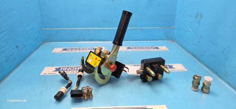 Frontlader of the type John Deere 751, Gebrauchtmaschine in Hemmet (Picture 10)