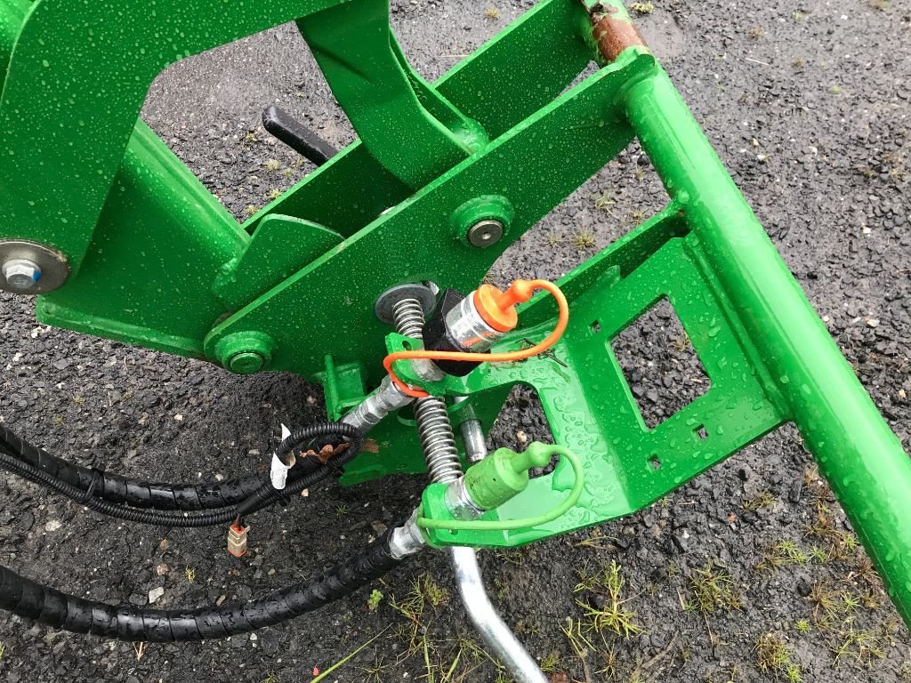 Frontlader типа John Deere H 240 MSL, Gebrauchtmaschine в UZERCHE (Фотография 6)
