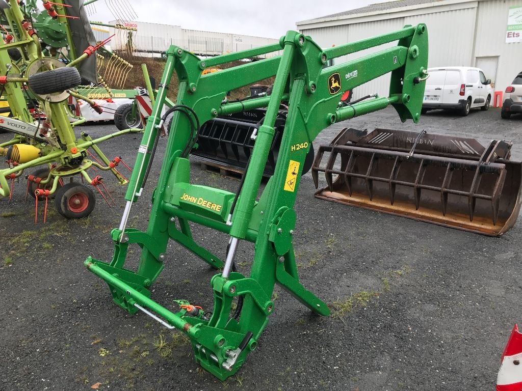 Frontlader типа John Deere H 240 MSL, Gebrauchtmaschine в UZERCHE (Фотография 1)