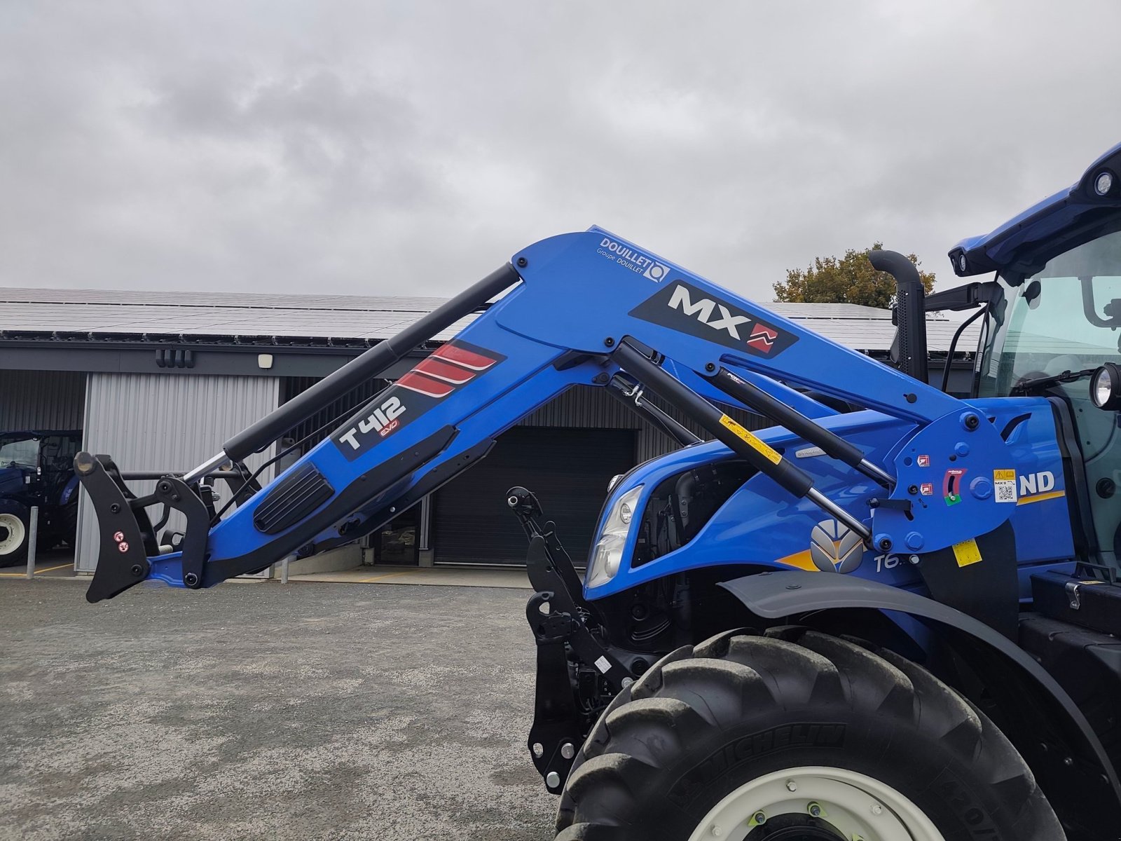 Frontlader typu Mailleux BRANCARD T412evo, Gebrauchtmaschine v Le Horps (Obrázek 1)