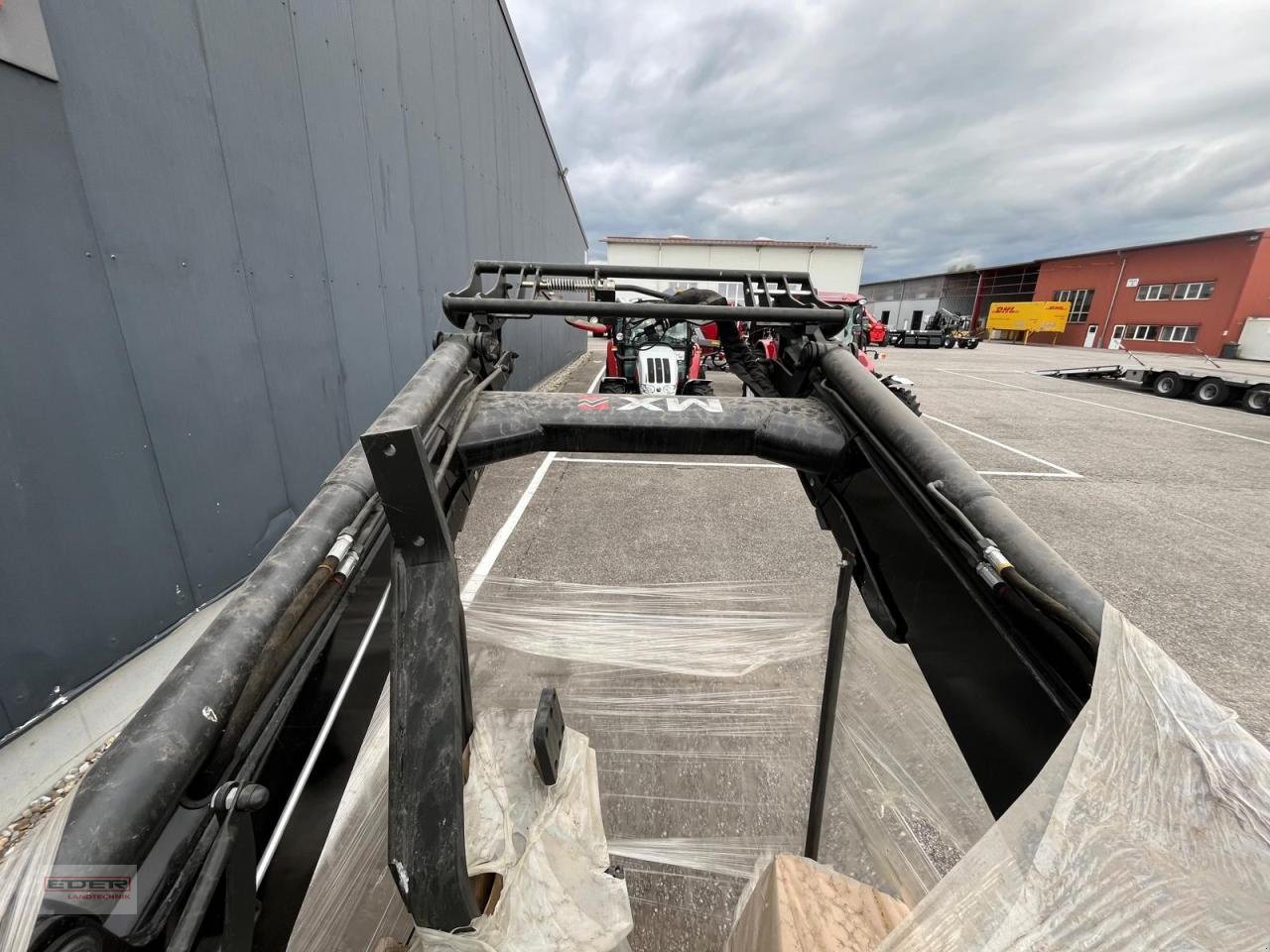 Frontlader типа Mailleux T 412 passend zu Maxxum/Profi/NH T6 Stage V, Neumaschine в Tuntenhausen (Фотография 5)