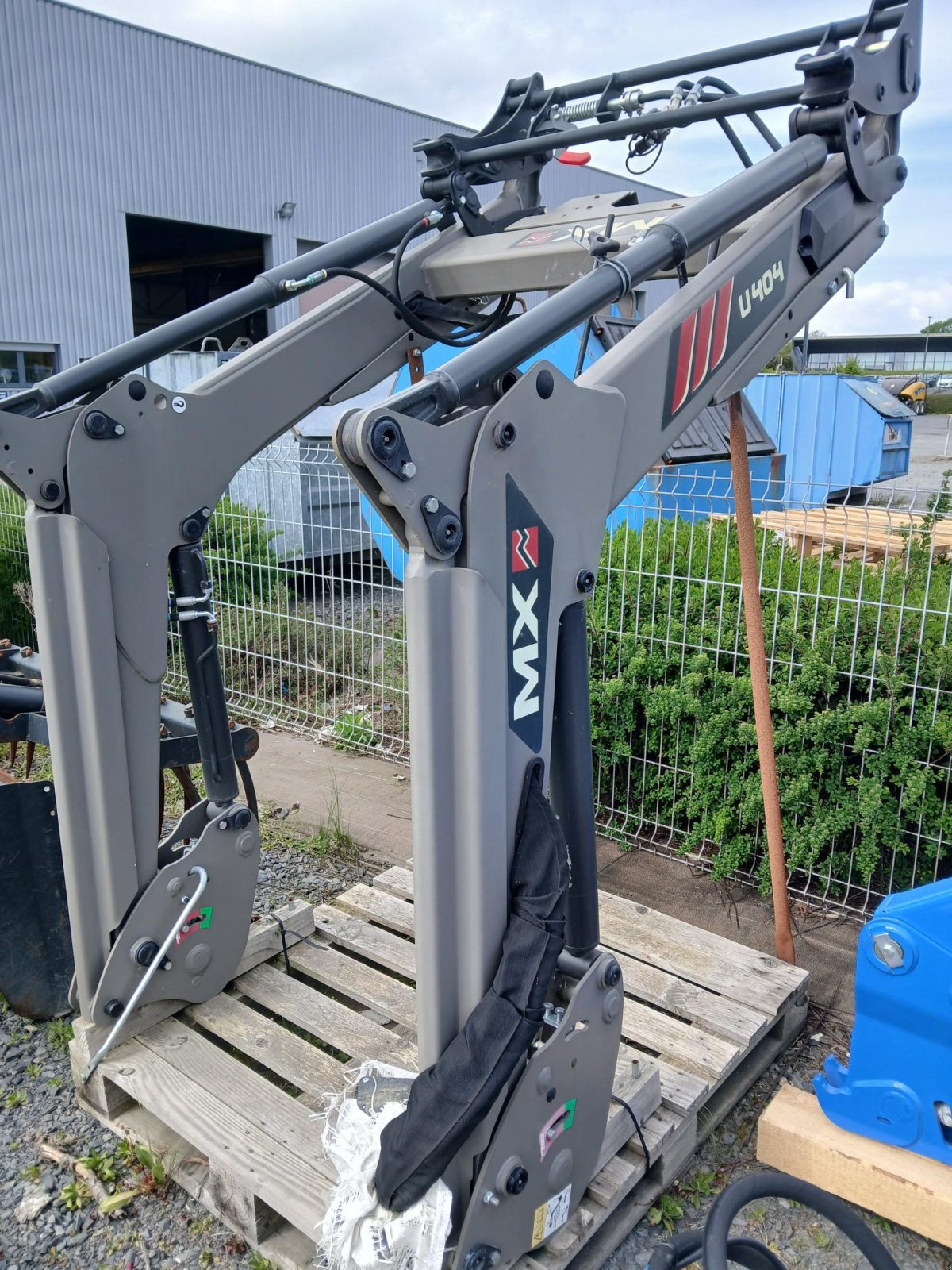 Frontlader tipa Mailleux U 404, Gebrauchtmaschine u CONDE SUR VIRE (Slika 1)