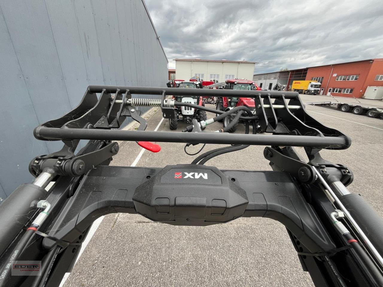 Frontlader типа Mailleux U 508 passend Kompakt/Farmall C/T5DC Stage V, Neumaschine в Tuntenhausen (Фотография 5)