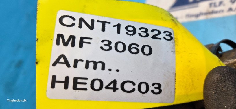 Frontlader of the type Massey Ferguson 3060, Gebrauchtmaschine in Hemmet (Picture 15)