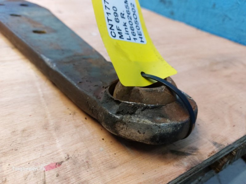 Frontlader of the type Massey Ferguson 690, Gebrauchtmaschine in Hemmet (Picture 13)