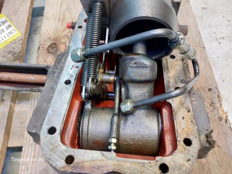 Frontlader of the type Massey Ferguson 690, Gebrauchtmaschine in Hemmet (Picture 10)