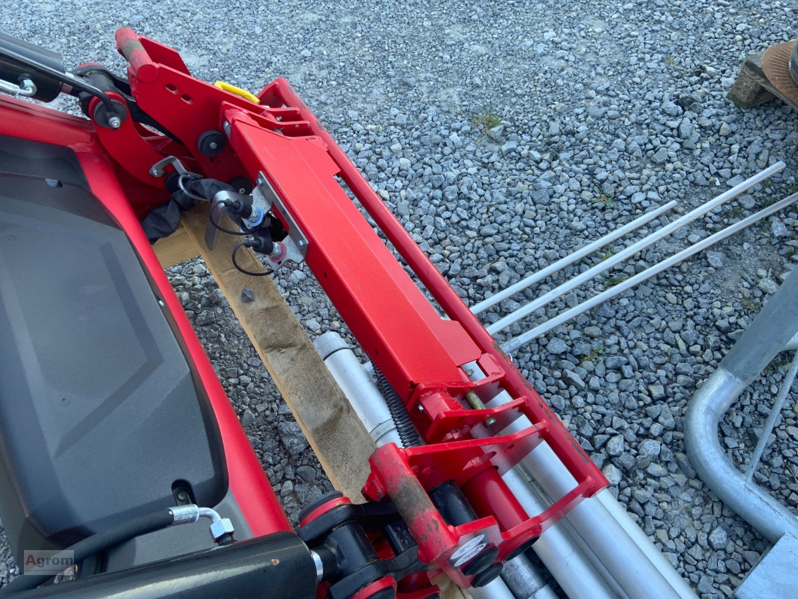 Frontlader des Typs Massey Ferguson FL 4121, Gebrauchtmaschine in Herrenberg-Gültstein (Bild 5)