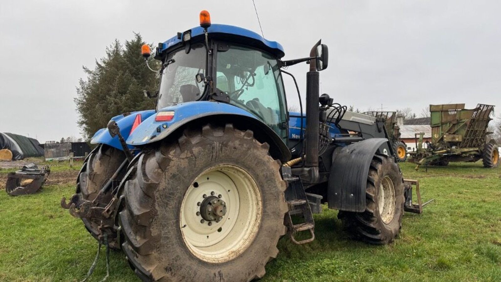 Frontlader типа New Holland T7030 4WD, Gebrauchtmaschine в Rødovre (Фотография 3)