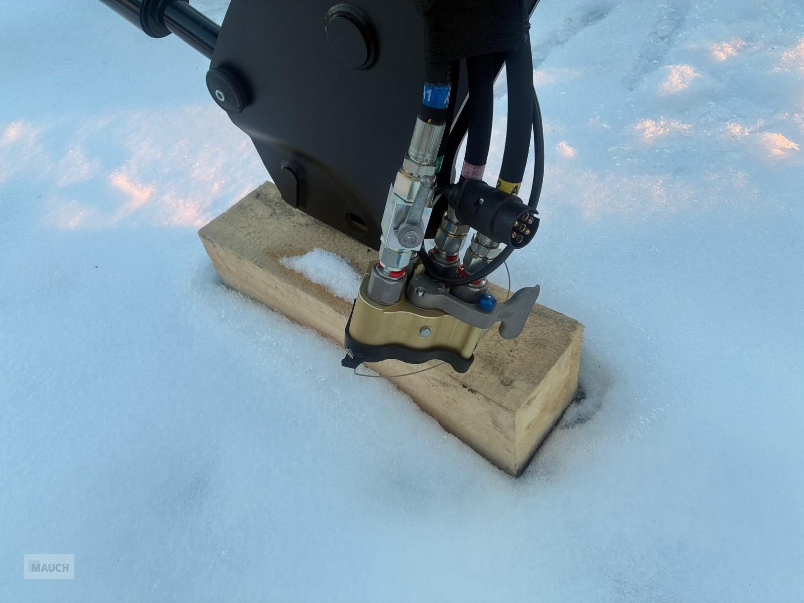 Frontlader typu Quicke FL G5L, Neumaschine v Burgkirchen (Obrázek 5)