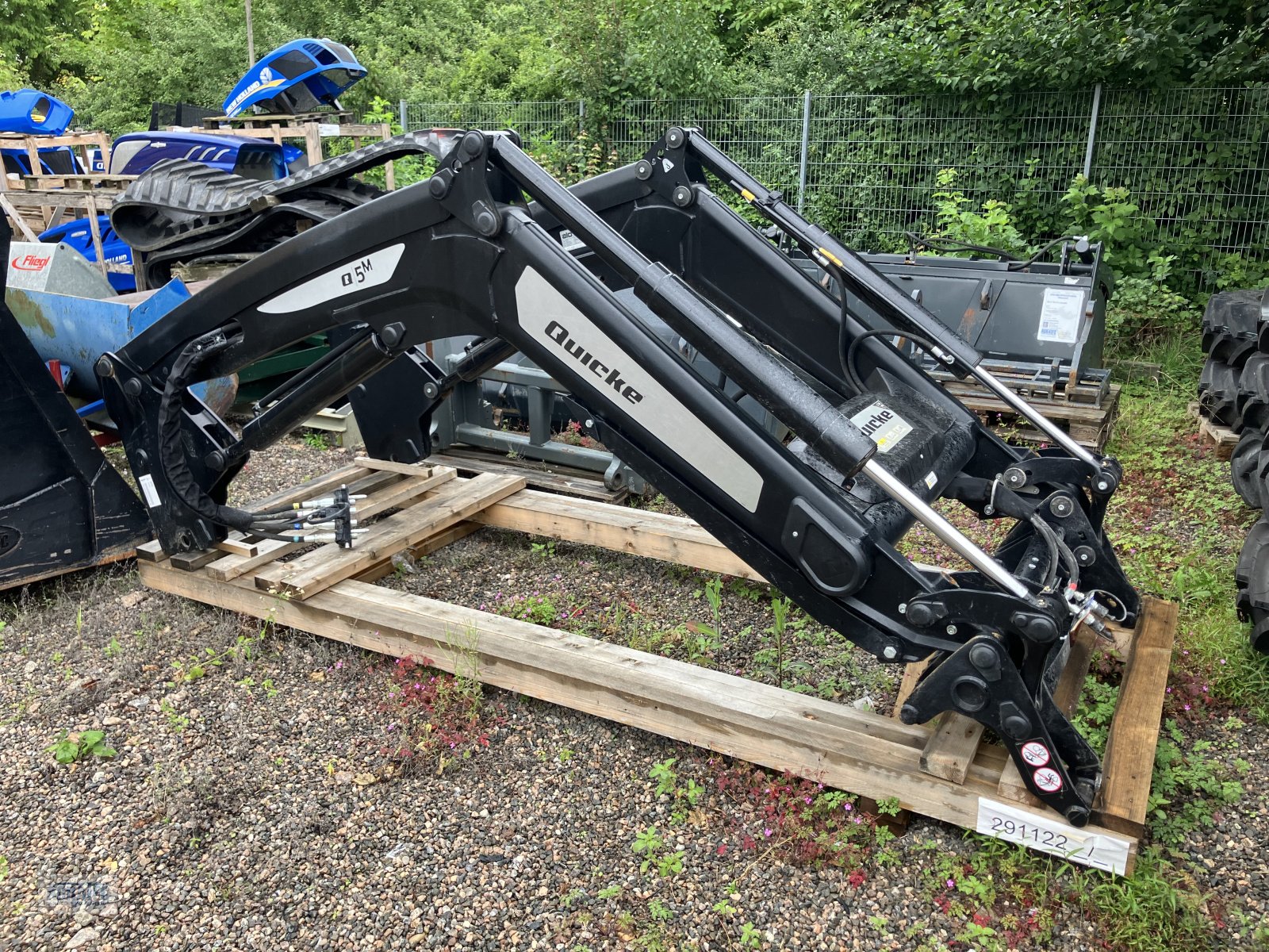 Frontlader of the type Quicke Q 5 M, Gebrauchtmaschine in Salching bei Straubing (Picture 2)