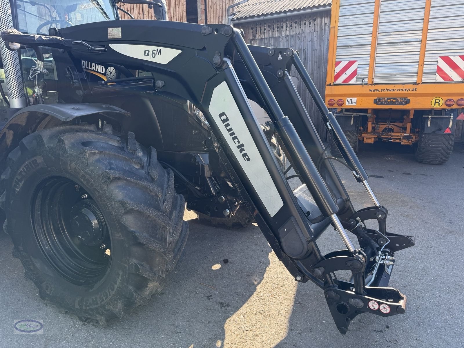 Frontlader Türe ait Quicke Q 6 M, Gebrauchtmaschine içinde Münzkirchen (resim 1)