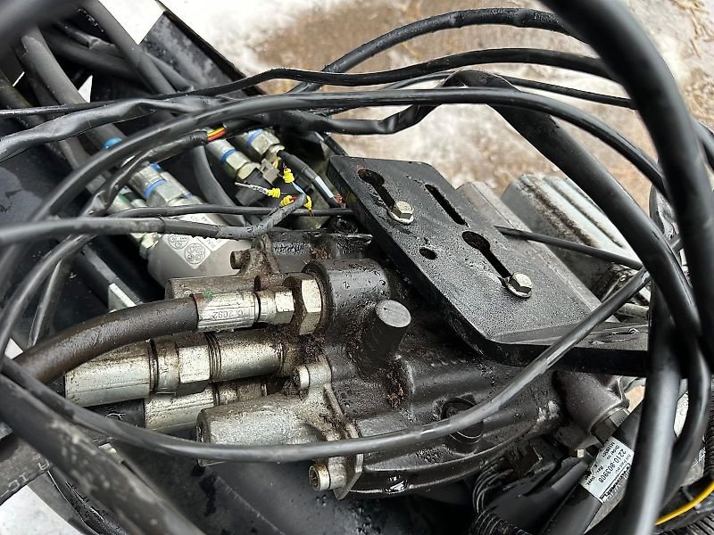 Frontlader du type Quicke Q6M inkl. Einhebelsteuergerät, Gebrauchtmaschine en Ostercappeln (Photo 3)