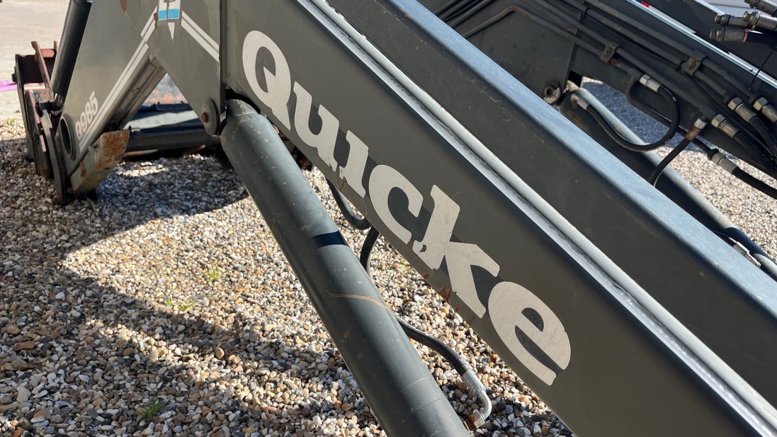 Frontlader of the type Quicke Q985 Til mellem str traktor, vanger til NH T6080 have, Gebrauchtmaschine in Vejle (Picture 5)