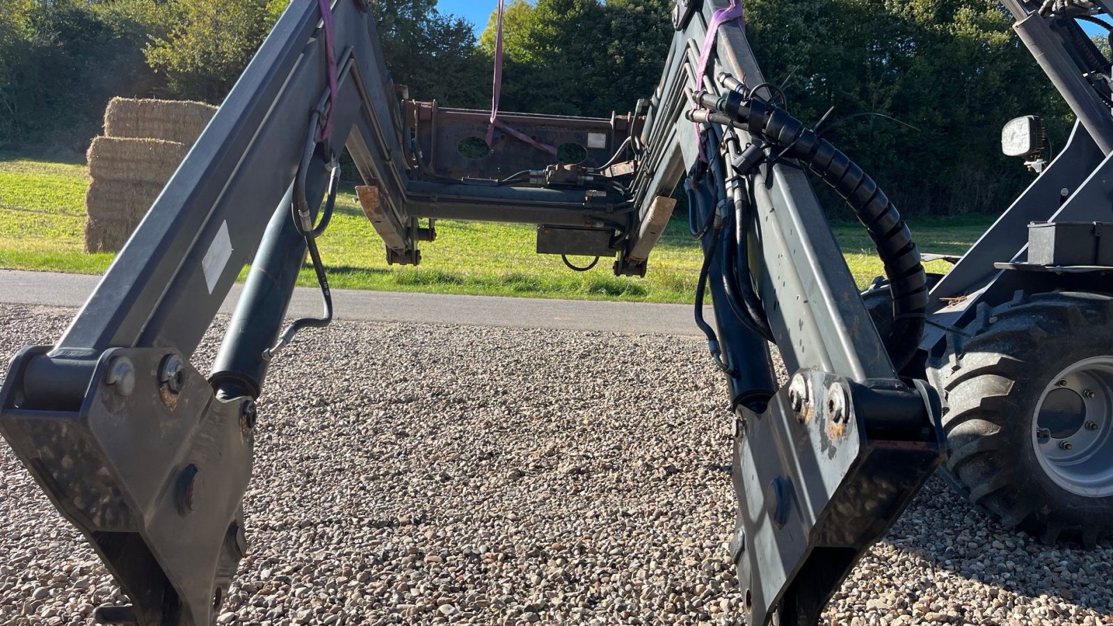 Frontlader of the type Quicke Q985 Til mellem str traktor, vanger til NH T6080 have, Gebrauchtmaschine in Vejle (Picture 4)