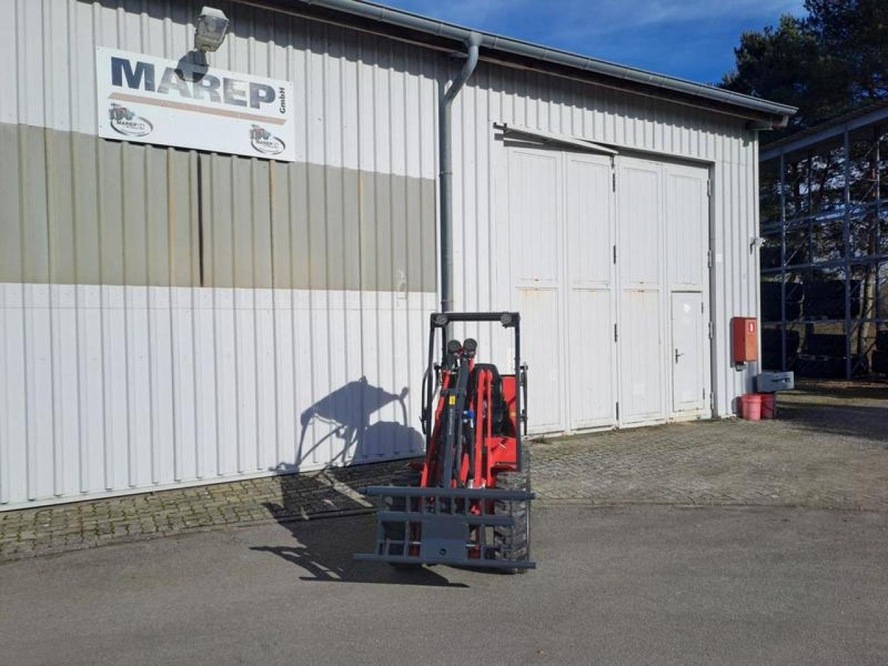 Frontlader des Typs Schäffer 2028 SLT, Neumaschine in Vehlow (Bild 2)