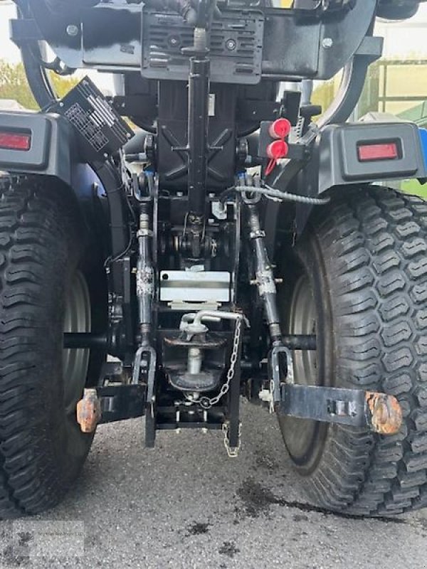 Frontlader des Typs Solis 26 HST M5 4WD Kompaktschlepper Traktor Trecker Frontlader, Gebrauchtmaschine in Gevelsberg (Bild 8)