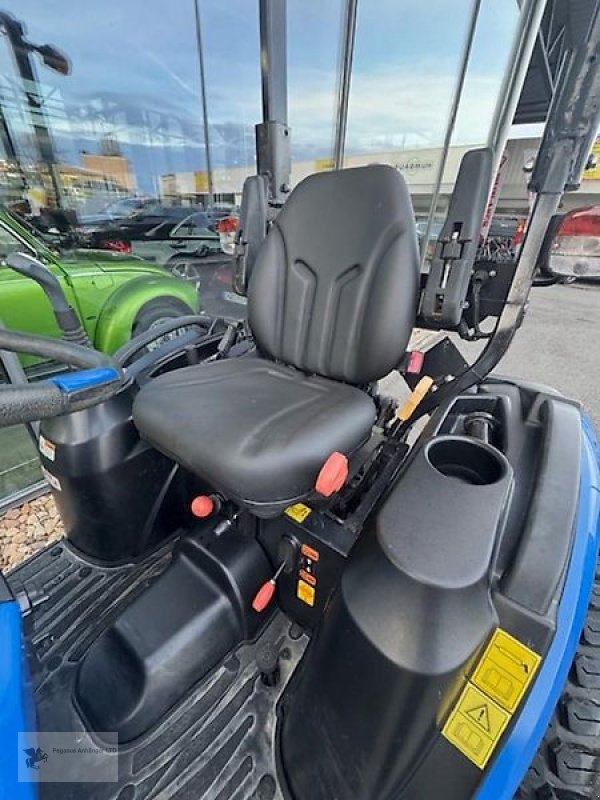 Frontlader des Typs Solis 26 HST M5 4WD Kompaktschlepper Traktor Trecker Frontlader, Gebrauchtmaschine in Gevelsberg (Bild 5)