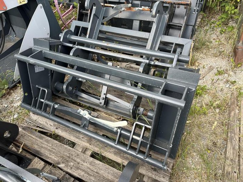 Frontlader des Typs Sonarol John Deere Adapter pass. zu Euro Aufnahme, Neumaschine in Göpfritz an der Wild (Bild 4)