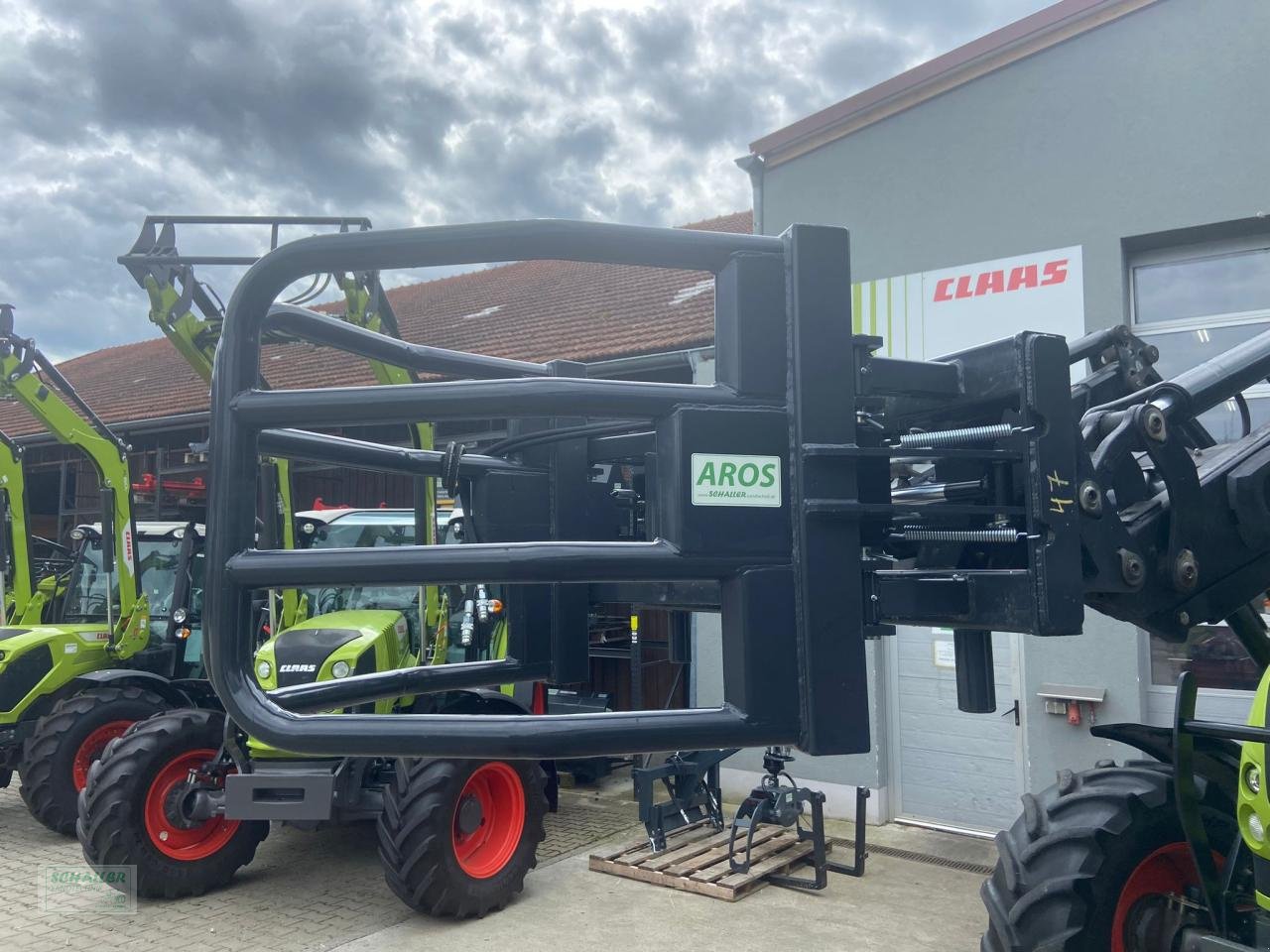Frontlader des Typs Sonstige AROS BZ180 Ballen-Transportzange hydraulisch, Euroaufnahme, Neumaschine in Geiselhöring (Bild 8)