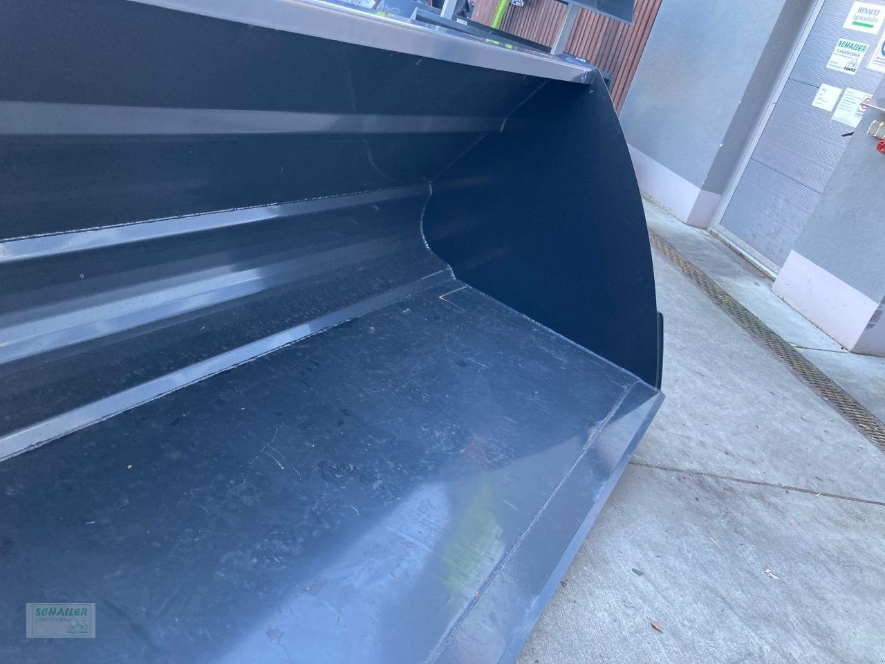 Frontlader des Typs Sonstige AROS Großraumschaufel FLXL, Breite 1,80-2,50m, Euroaufnahme, Hackschnitzelschaufel, Neumaschine in Geiselhöring (Bild 10)