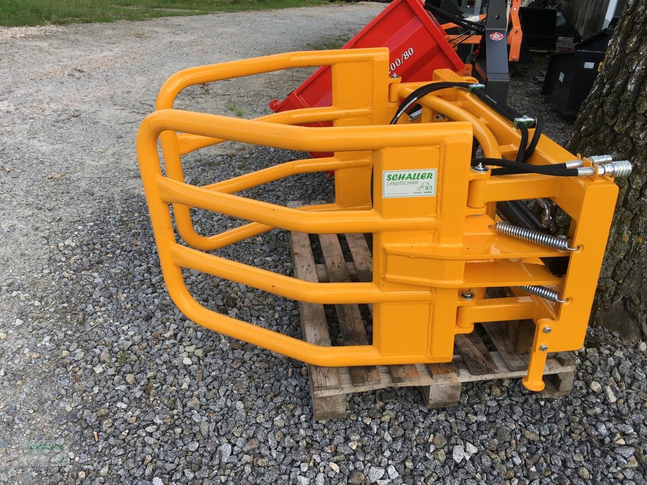 Frontlader des Typs Sonstige AROS Palettengabel SLPAL20, 2t, Zinken 120cm, Ballenspieß-Aufnahme, Gebrauchtmaschine in Geiselhöring (Bild 9)