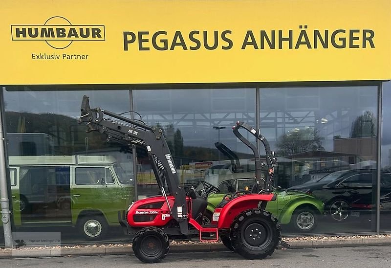 Frontlader of the type Sonstige Branson/Kukje 2500hL Schlepper, Frontlader, Neumaschine in Gevelsberg (Picture 1)