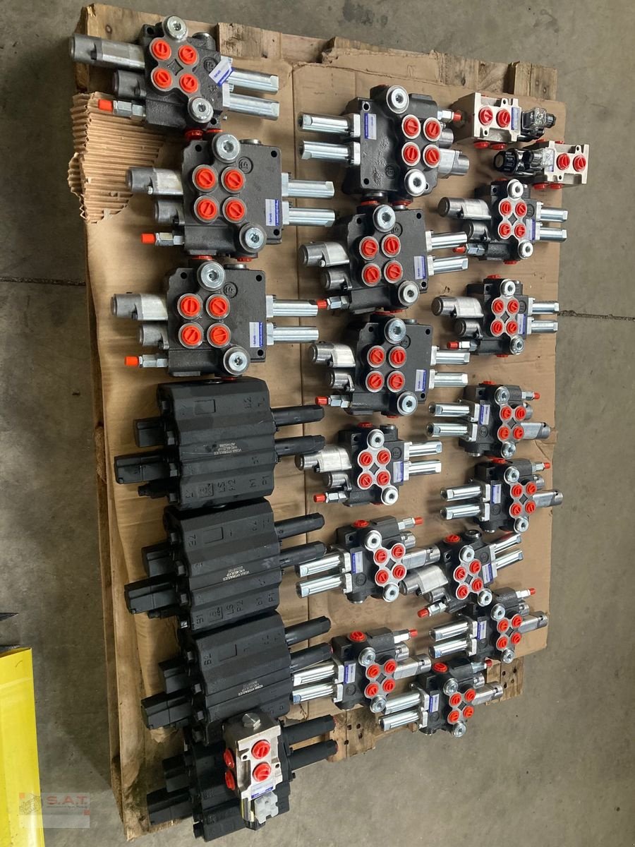 Frontlader of the type Sonstige Frontladerventile 40-80-90 Liter-El. prop, Neumaschine in Eberschwang (Picture 3)