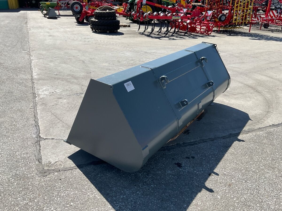 Frontlader des Typs Sonstige Leichtgutschaufel 2400, Neumaschine in Zwettl (Bild 4)