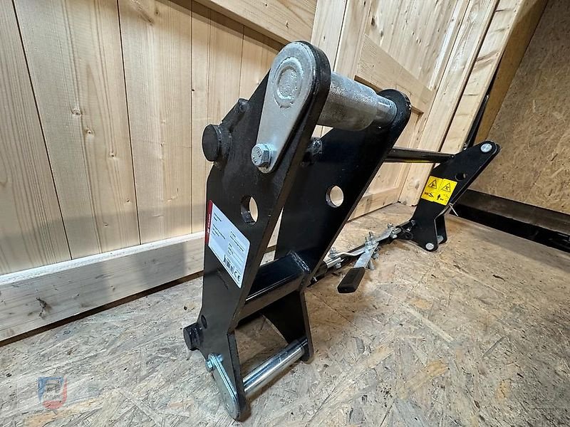 Frontlader of the type Sonstige Schnellwechselrahmen EURO Aufnahme Frontlader, Gebrauchtmaschine in Fitzen (Picture 7)