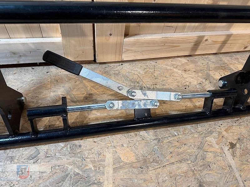 Frontlader of the type Sonstige Schnellwechselrahmen EURO Aufnahme Frontlader, Gebrauchtmaschine in Fitzen (Picture 4)