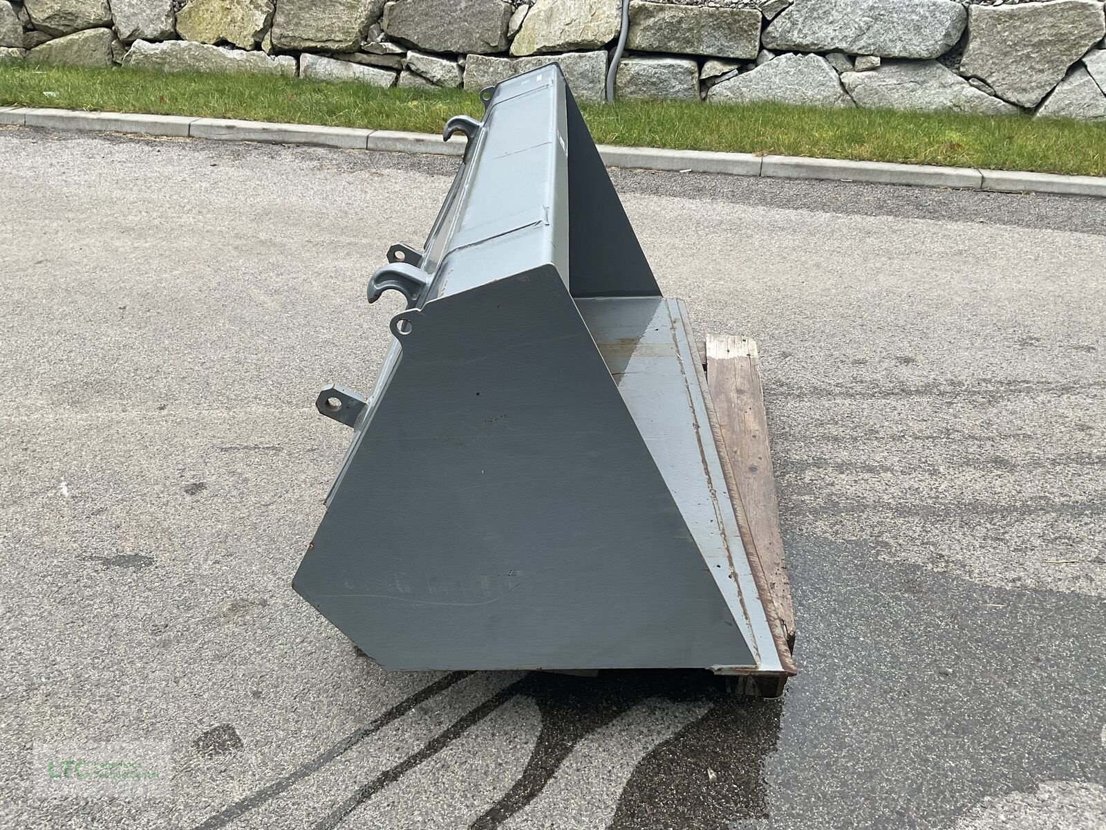 Frontlader van het type Sonstige Universalschaufel 1,5 Meter, Neumaschine in Redlham (Foto 5)