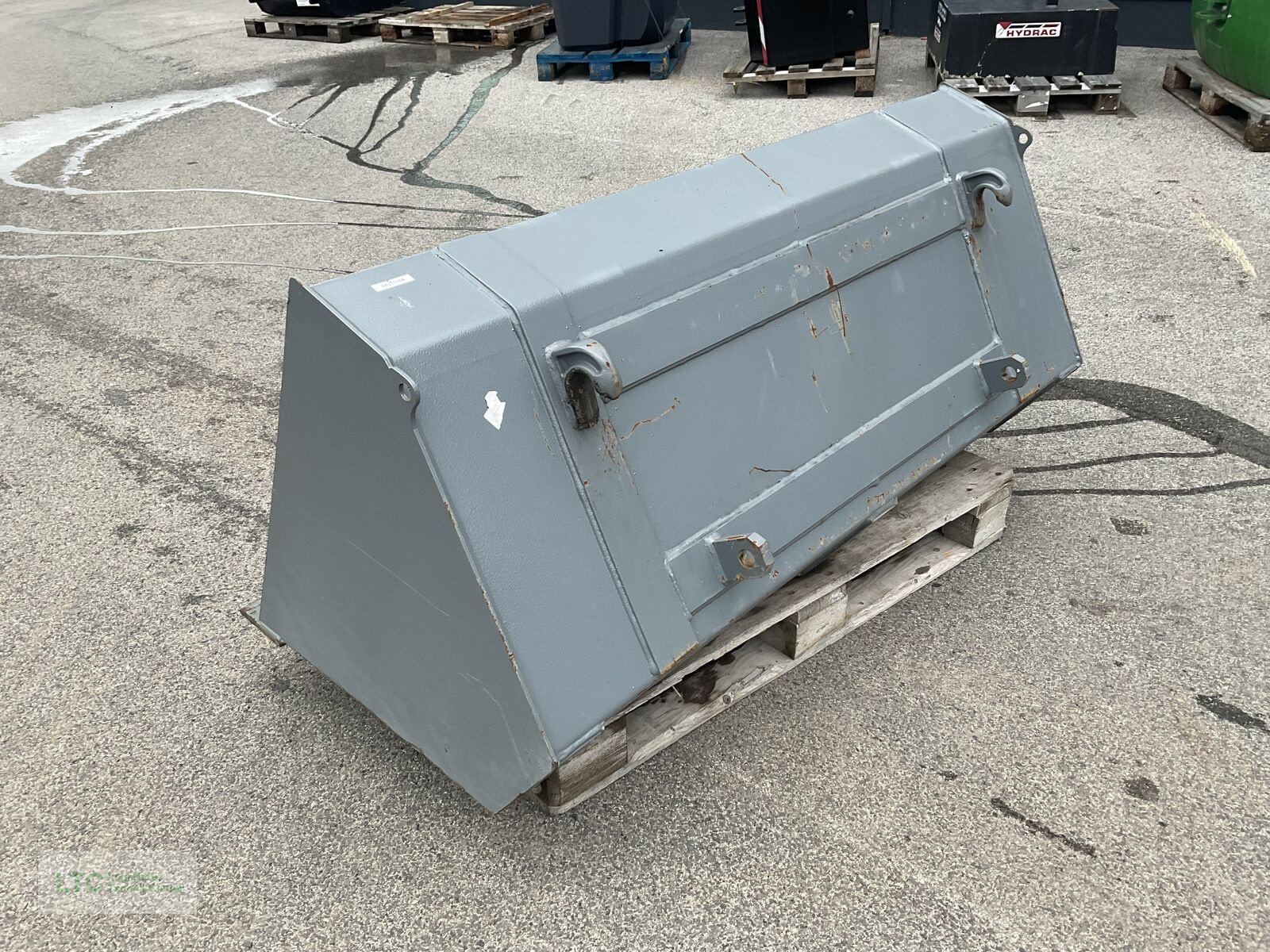 Frontlader van het type Sonstige Universalschaufel 1,5 Meter, Neumaschine in Redlham (Foto 3)