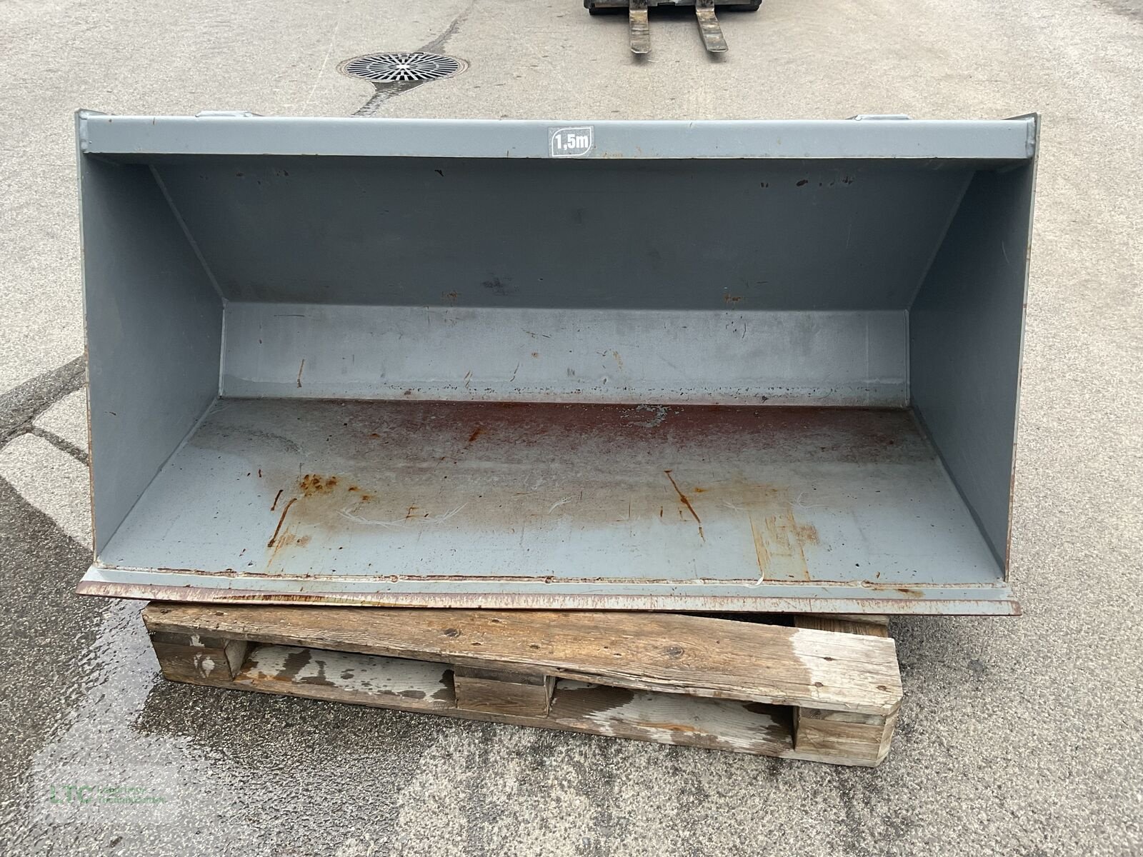 Frontlader van het type Sonstige Universalschaufel 1,5 Meter, Neumaschine in Redlham (Foto 4)