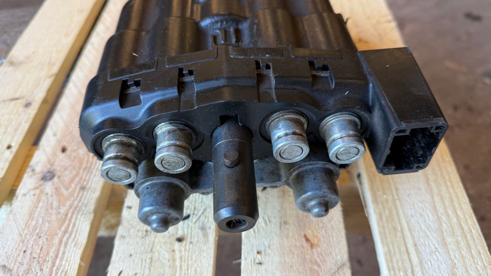 Frontlader of the type Sonstige Ventilblok Ålø Quick, Gebrauchtmaschine in Brande (Picture 4)