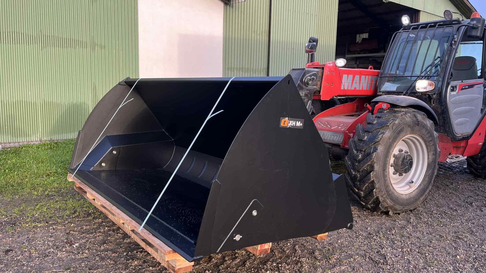 Frontlader от тип Sonstige XH M+ 200 Højtipskovl, Gebrauchtmaschine в Mariager (Снимка 1)