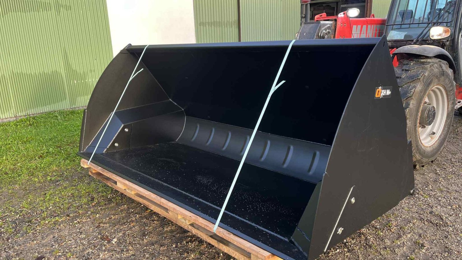 Frontlader des Typs Sonstige XH M+ 240 Højtipskovl, Gebrauchtmaschine in Mariager (Bild 2)