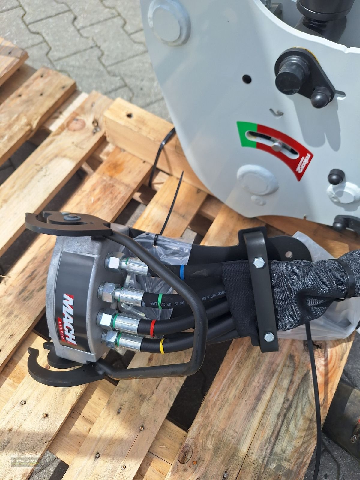 Frontlader of the type Steyr S3917T, Neumaschine in Aurolzmünster (Picture 28)