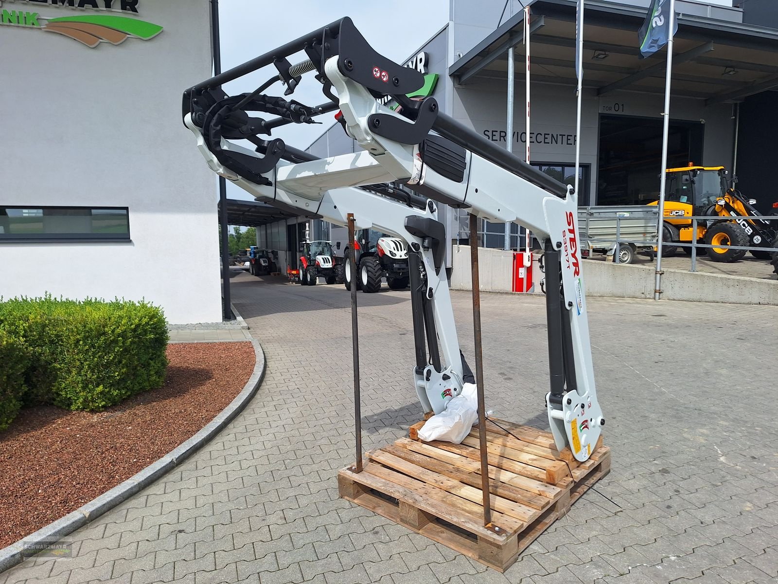 Frontlader of the type Steyr S3917T, Neumaschine in Aurolzmünster (Picture 16)