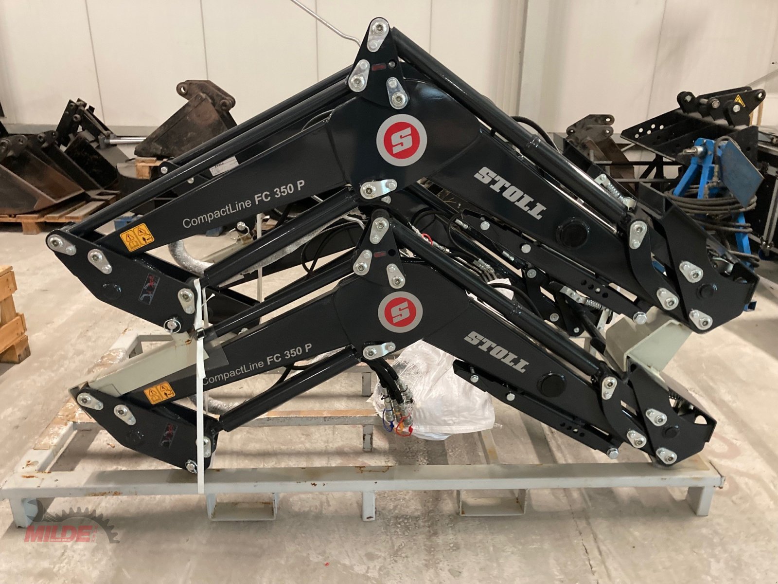 Frontlader of the type Stoll FC 350 P, Neumaschine in Elsteraue-Bornitz (Picture 1)