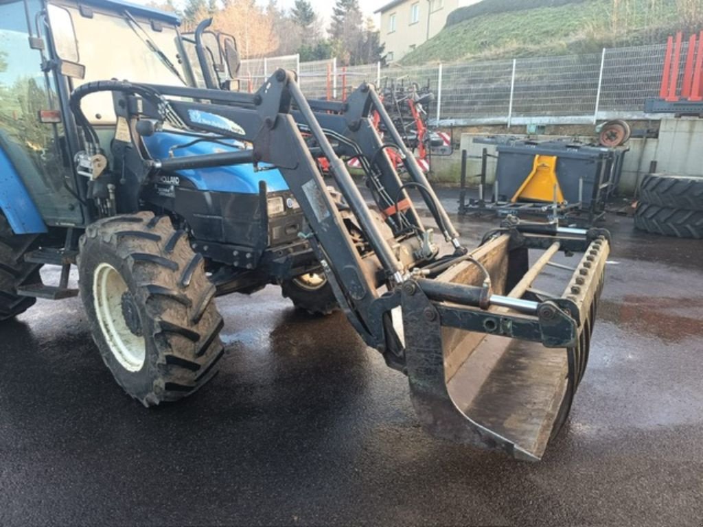 Frontlader za tip Stoll FL100, Gebrauchtmaschine u VERNOUX EN VIVARAIS (Slika 3)