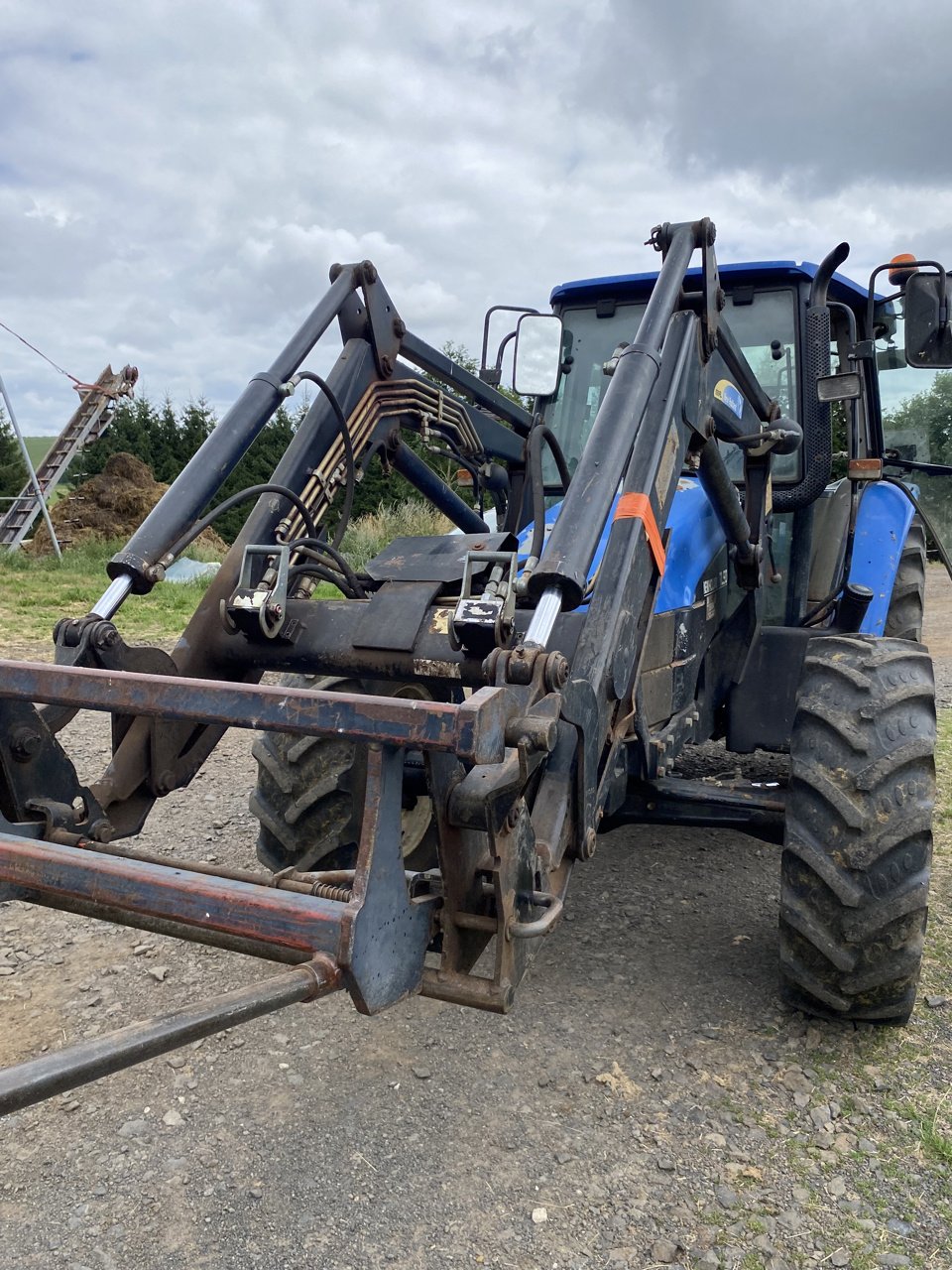 Frontlader of the type Stoll FL100, Gebrauchtmaschine in VERNOUX EN VIVARAIS (Picture 3)