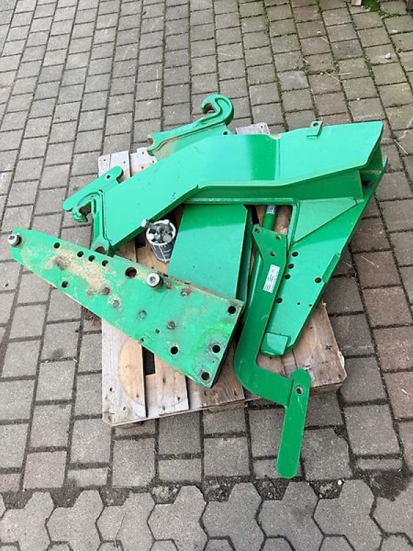 Frontlader typu Stoll Frontladerkonsolen Neuwertig für John Deere 6000er Serie Breitschwinge, Gebrauchtmaschine v Steinau  (Obrázek 1)