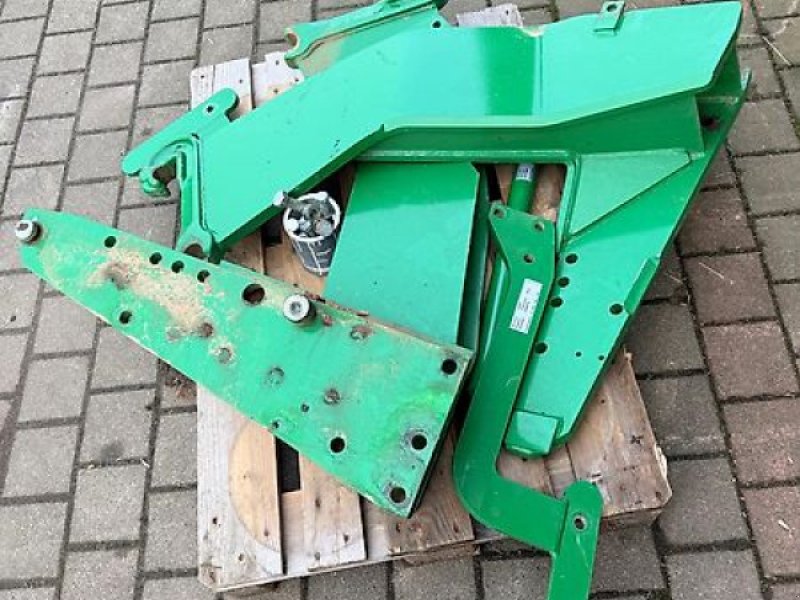 Frontlader of the type Stoll Frontladerkonsolen Neuwertig für John Deere 6000er Serie Breitschwinge, Gebrauchtmaschine in Steinau 
