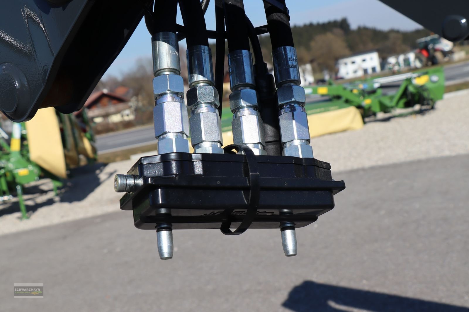 Frontlader des Typs Stoll FZ 39-27.1 Frontlader, Neumaschine in Aurolzmünster (Bild 8)