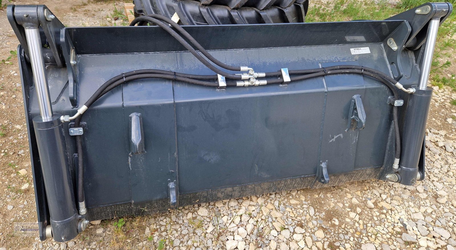 Frontlader des Typs Stoll Greifschaufel 1,80m, Neumaschine in Weiltingen (Bild 3)